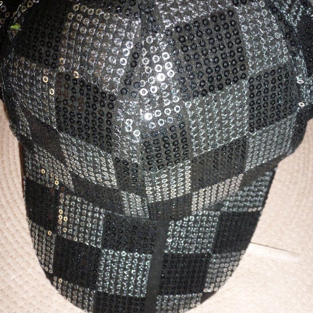 NWOT Cute Snapback  Hat